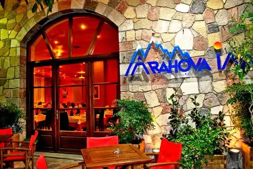 Arahova Inn & Conference - 0