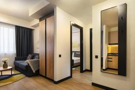 Цитадин Тбилиси Площадь Свободы - 47