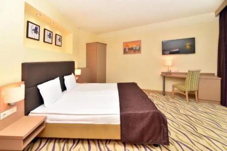 Flamingo Grand & Spa - 36