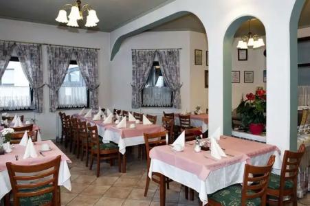 Tripič, restaurant and pizzeria - 20
