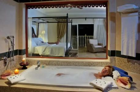 Bahia Principe Luxury Cayo Levantado - All Inclusive - 35