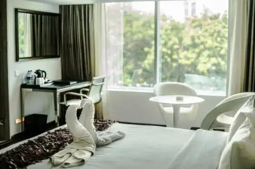 Clarion President - 28