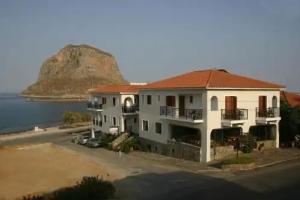 Отель «Pramataris», Монемвасия