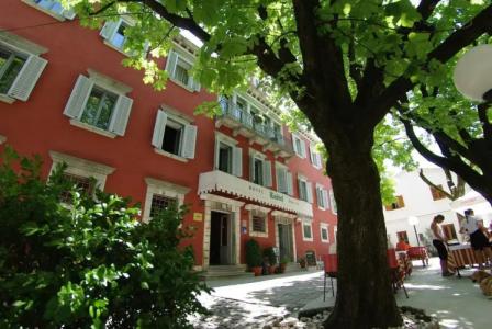 Boutique Kaštel - 8