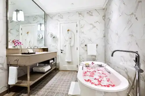 Taj Connemara, Chennai - 15