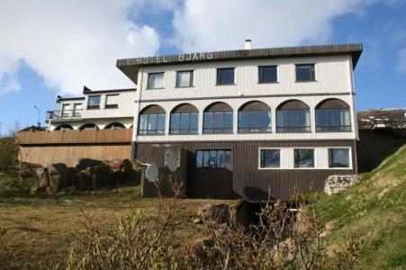 Bjarg - The Hotel Over The Stream - 0