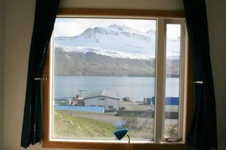 Bjarg - The Hotel Over The Stream - 7