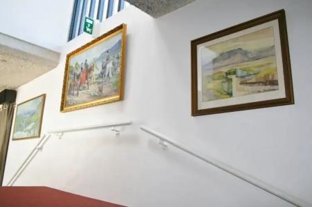 Bjarg - The Hotel Over The Stream - 12