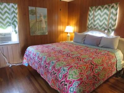 The Holiday Court Villas and Suites - 4