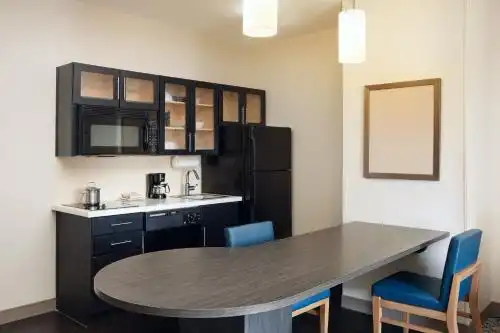 Candlewood Suites i-26 @ Northwoods Mall, An Ihg - 13