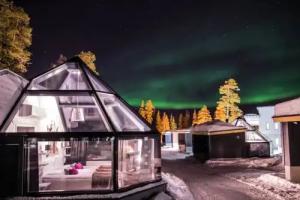 Santa's Hotel Aurora & Igloos, Луосто