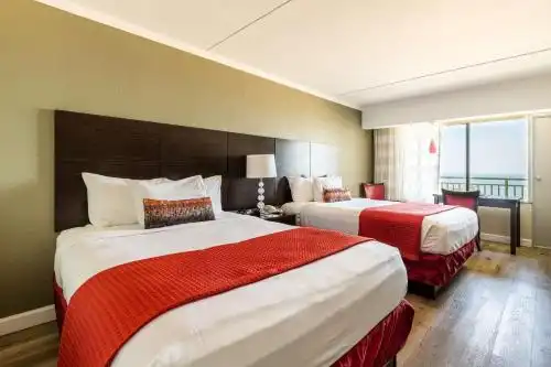 Best Western Plus Sandcastle Beachfront - 7