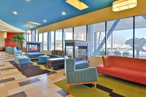 Best Western Plus Sandcastle Beachfront - 6