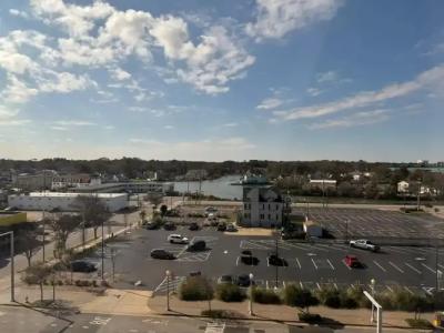 Baymont by Wyndham Oceanfront - 24