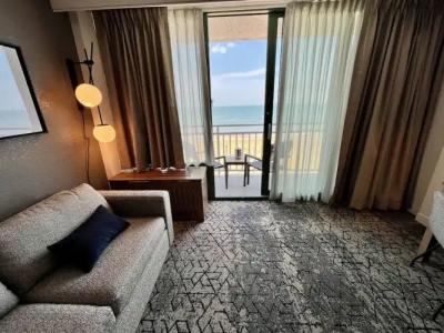 Sheraton Oceanfront - 115