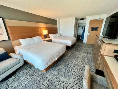 Sheraton Oceanfront - 88