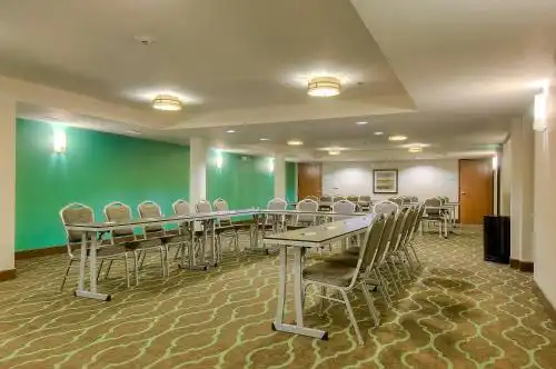 Holiday Inn Express & Suites Carlsbad Beach, An Ihg - 23