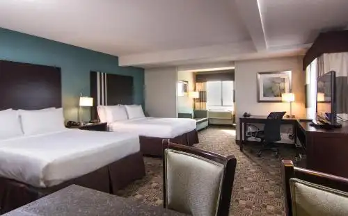 Holiday Inn Express & Suites Carlsbad Beach, An Ihg - 1