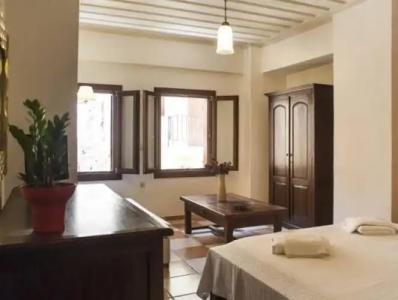 Hanim Lounge & Studios - 14