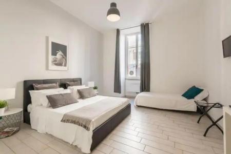 285 Vatican Lodge - 2