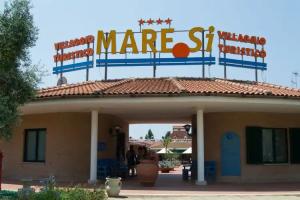 Villaggio Mare Si, Фоллоника