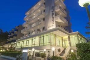 Hotel «Geminus b&b», Чезенатико