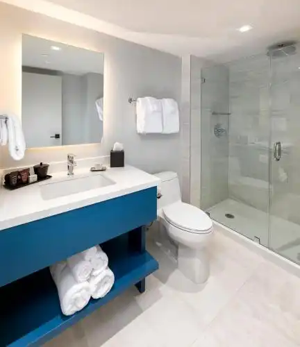 La Jolla Cove Suites - 9