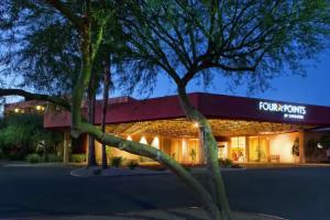 Отель «Four Points by Sheraton Phoenix North», Финикс