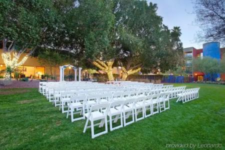 Four Points by Sheraton Phoenix North - 16