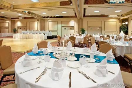 Four Points by Sheraton Phoenix North - 12