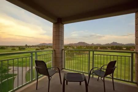Embassy Suites Phoenix - Scottsdale - 7