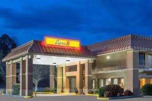 Super 8 by Wyndham Knoxville North/Powell, Ноксвилл