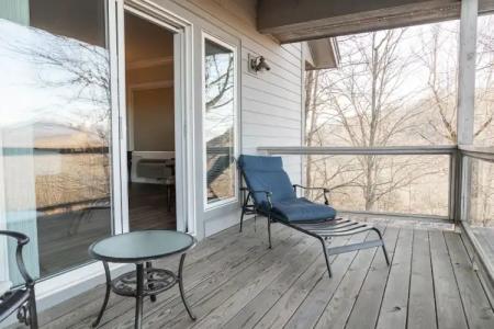 Inn at Crestwood - 43