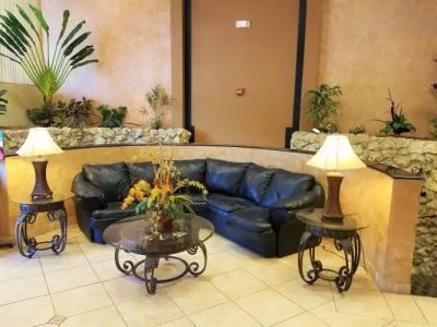 Days Inn & Suites by Wyndham - 0