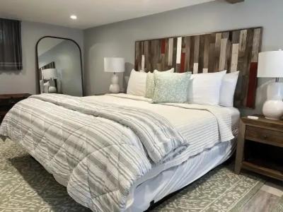 Abalonia Inn - 8