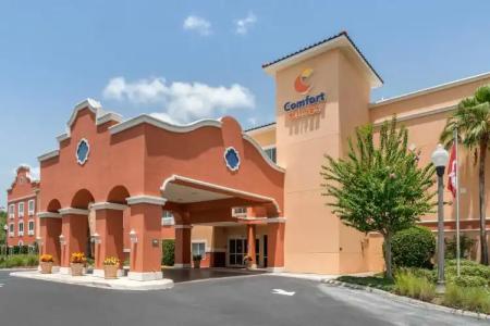 Comfort Suites - 20