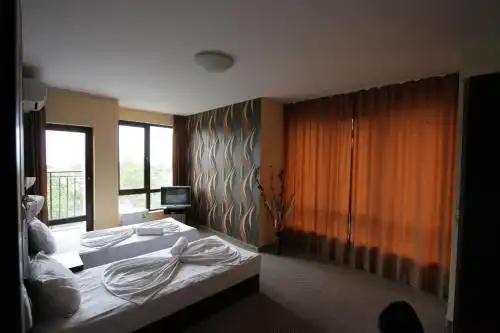 Alen Mak Guest House - 2