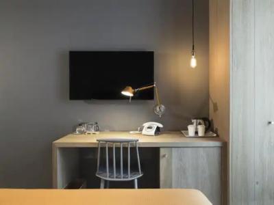 Yurbban Trafalgar - 52