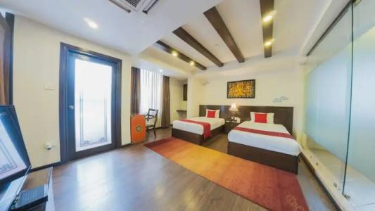 Dalai-La Boutique - 64