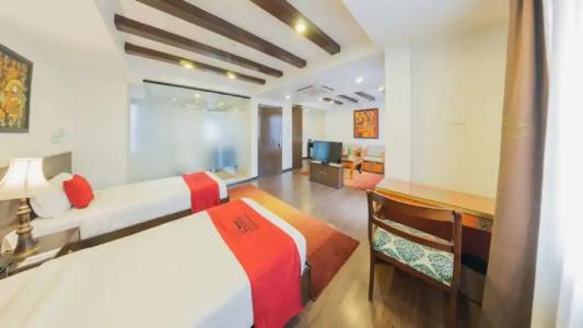 Dalai-La Boutique - 60