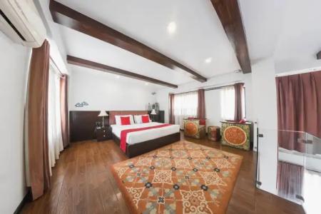 Dalai-La Boutique - 102