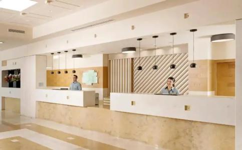 Holiday Inn Athens Attica Av, Airport w., An Ihg - 20