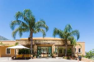 Filion Suites Resort & Spa, Балион