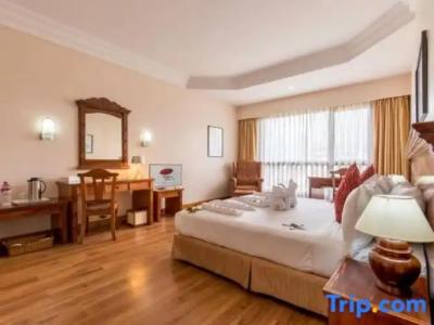 Pokhara Grande - 117