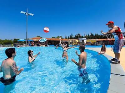 Happy Camp Mobile Homes in Camping Park Umag - 5