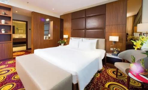 Van Phat Riverside - 84