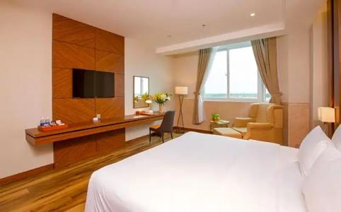 Van Phat Riverside - 99