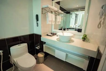 Van Phat Riverside - 112