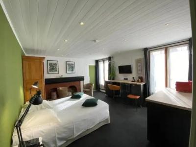 Hôtel De La Cathédrale - 24