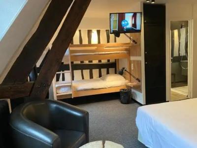 Hôtel De La Cathédrale - 23